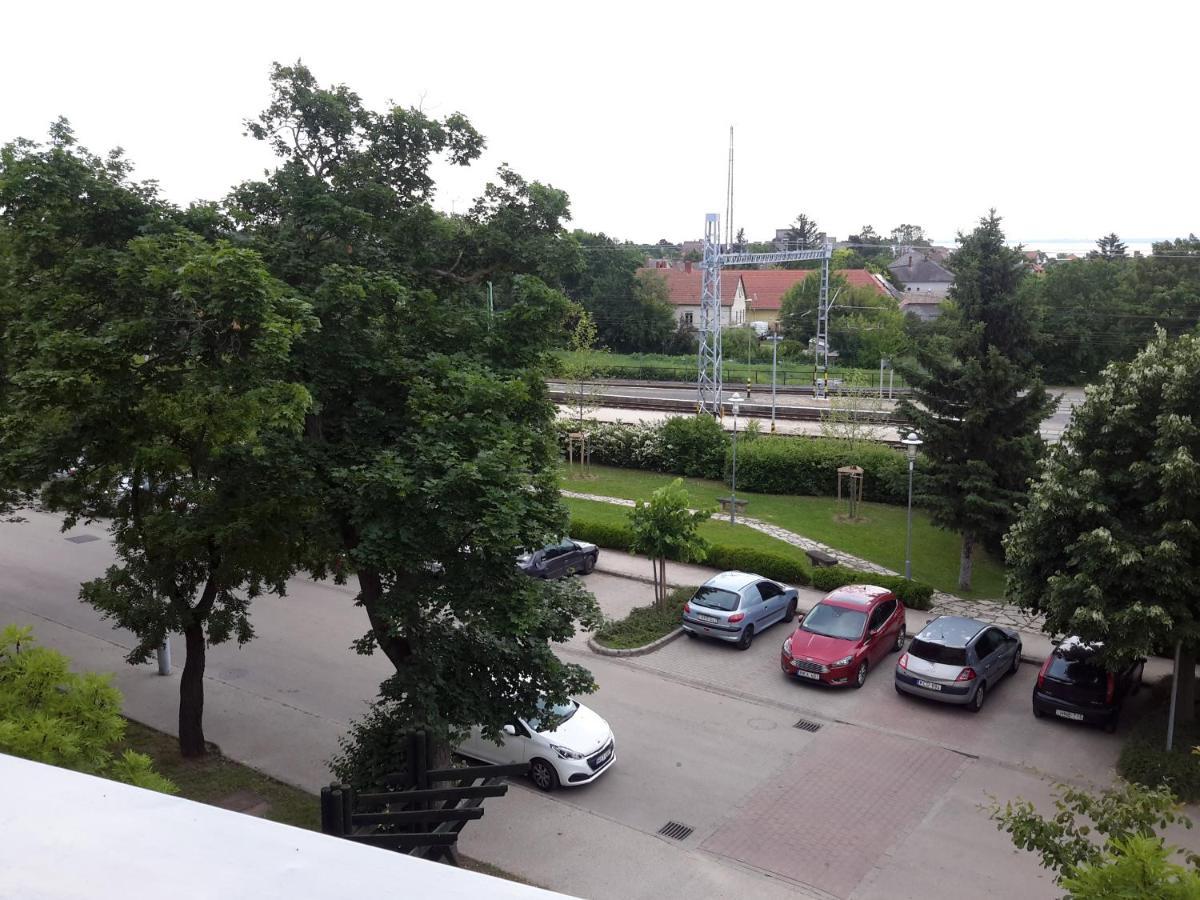 Szeki Apartman Балатонфюред Екстер'єр фото